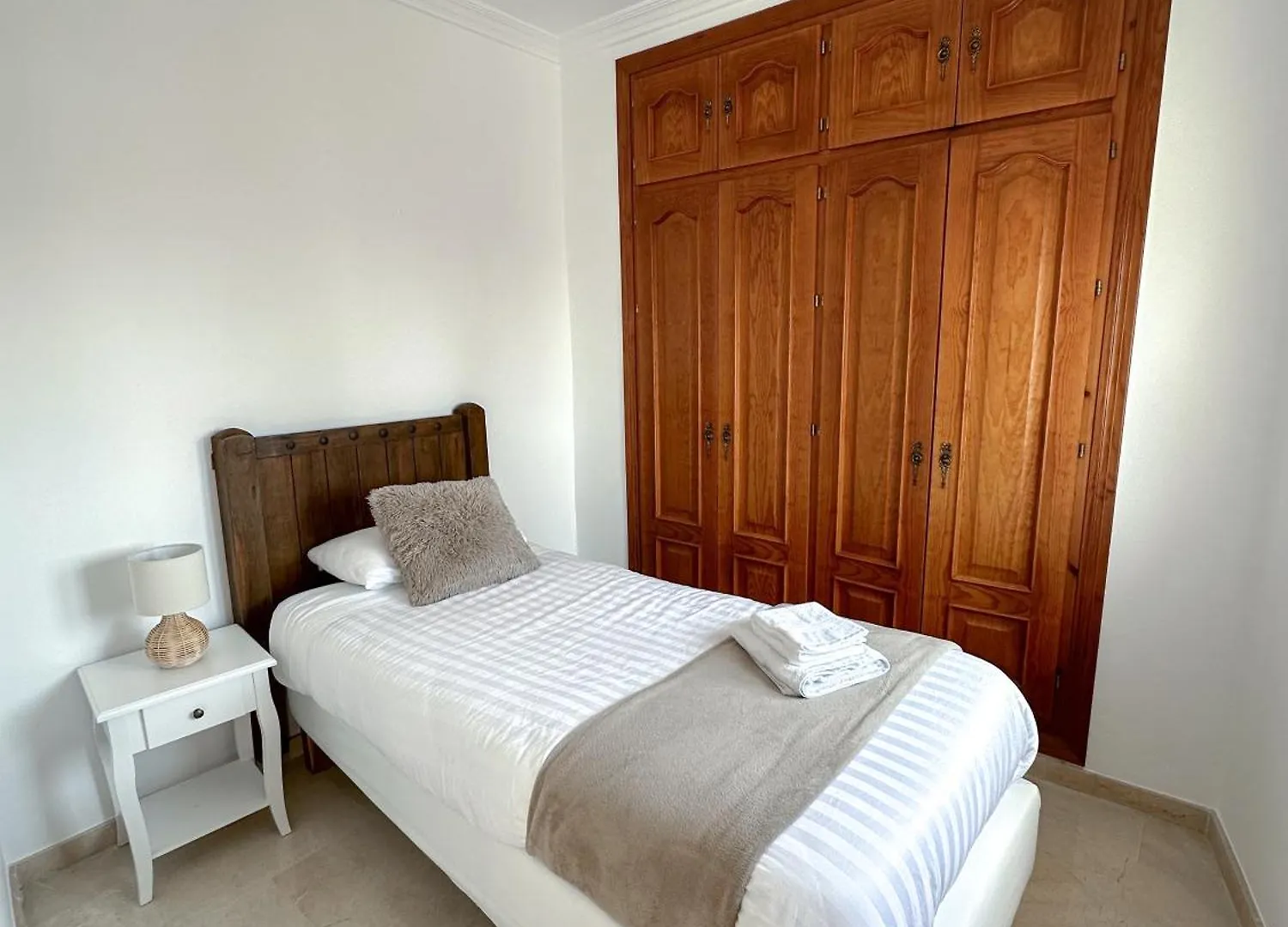 Nice House Next To Sotogrande Port And Marina توريغواديارو بيت للعطل