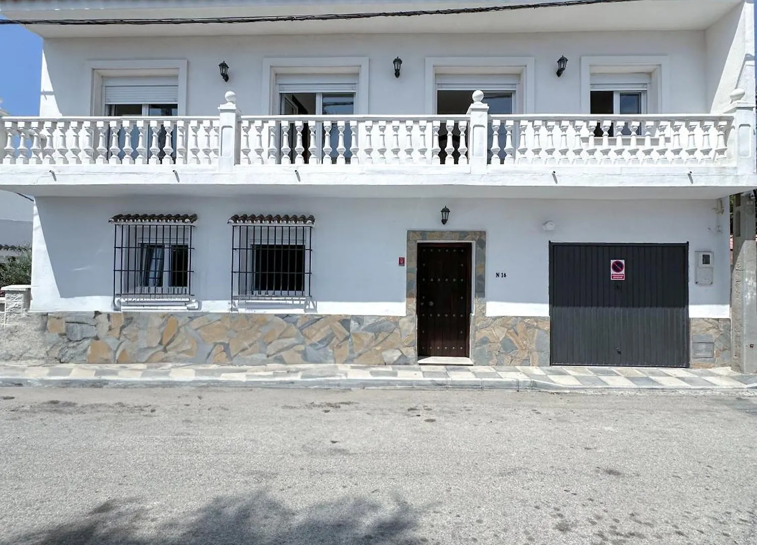 Holiday home Nice House Next To Sotogrande Port And Marina Torreguadiaro Spain